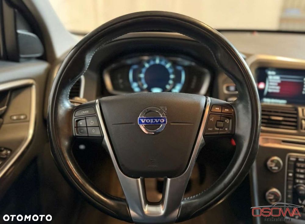 Volvo XC 60 D4 Geartronic Momentum - 21