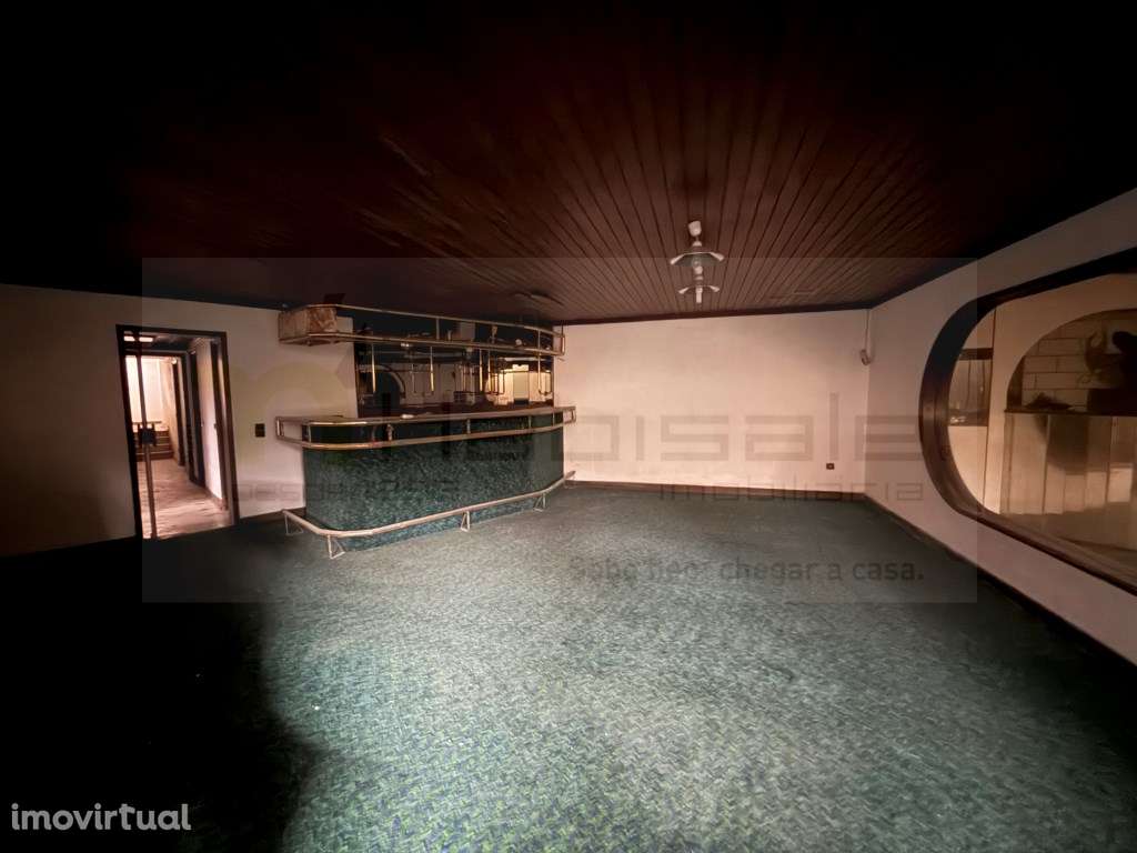 Chalet em Santa Teresinha Parede - Grande imagem: 2/53