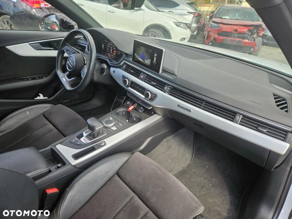 Audi S4 Avant 3.0 TFSI quattro tiptronic - 28