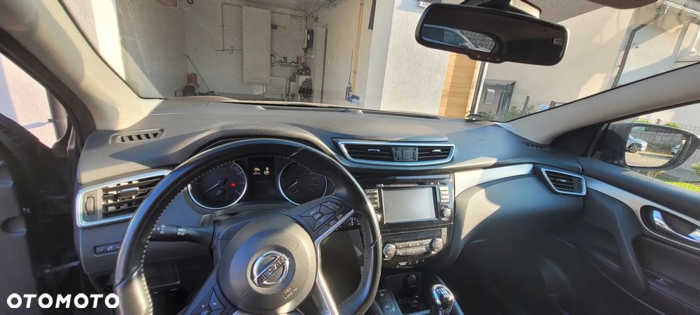 Nissan Qashqai 1.2 DIG-T Acenta EU6 - 7