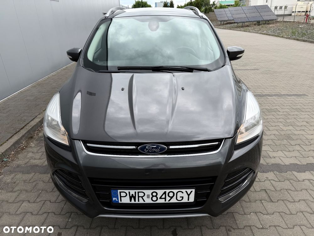 Ford Kuga 1.5 EcoBoost 2x4 Titanium - 2