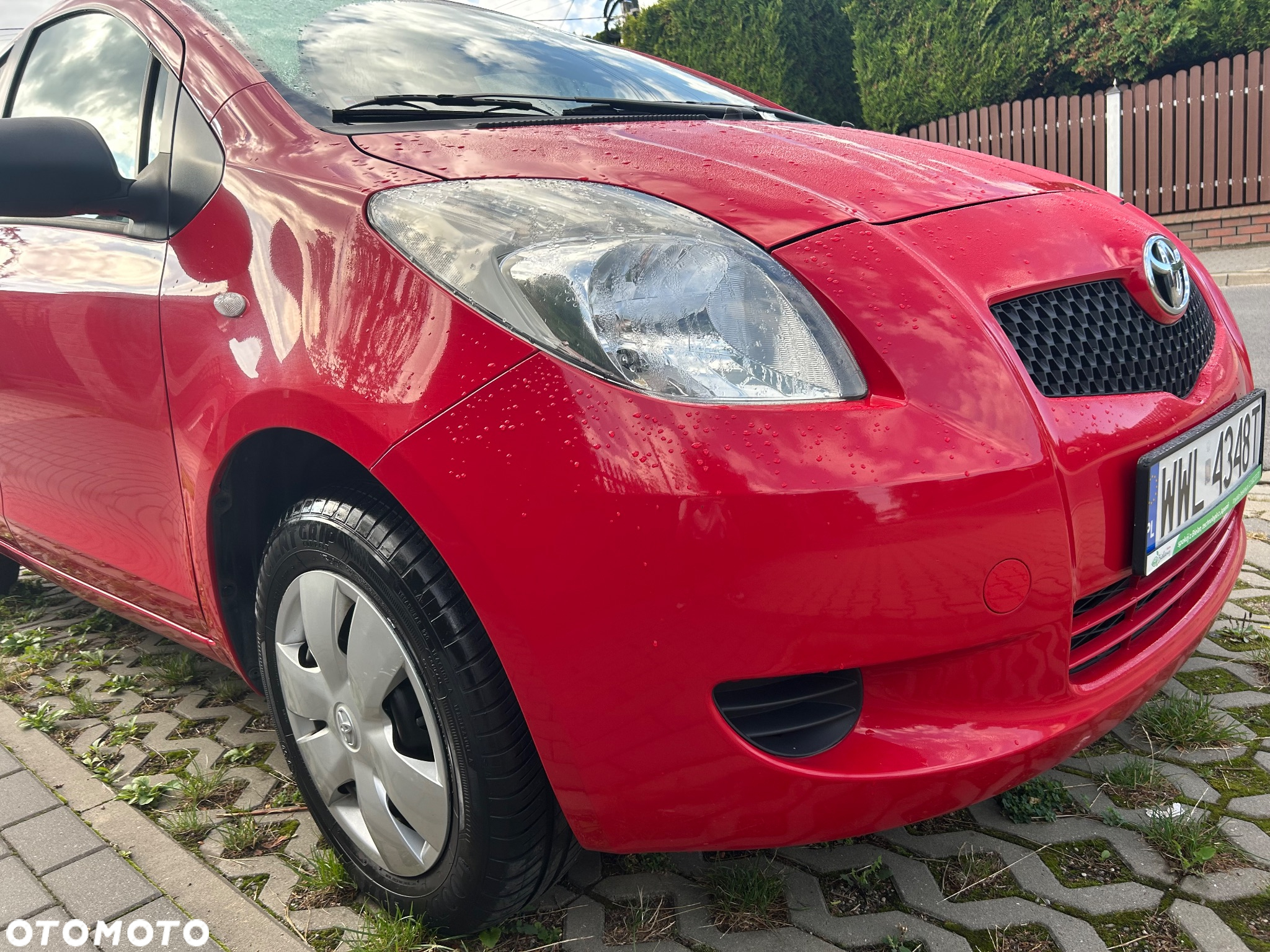 Toyota Yaris 1.0 Luna A/C - 3