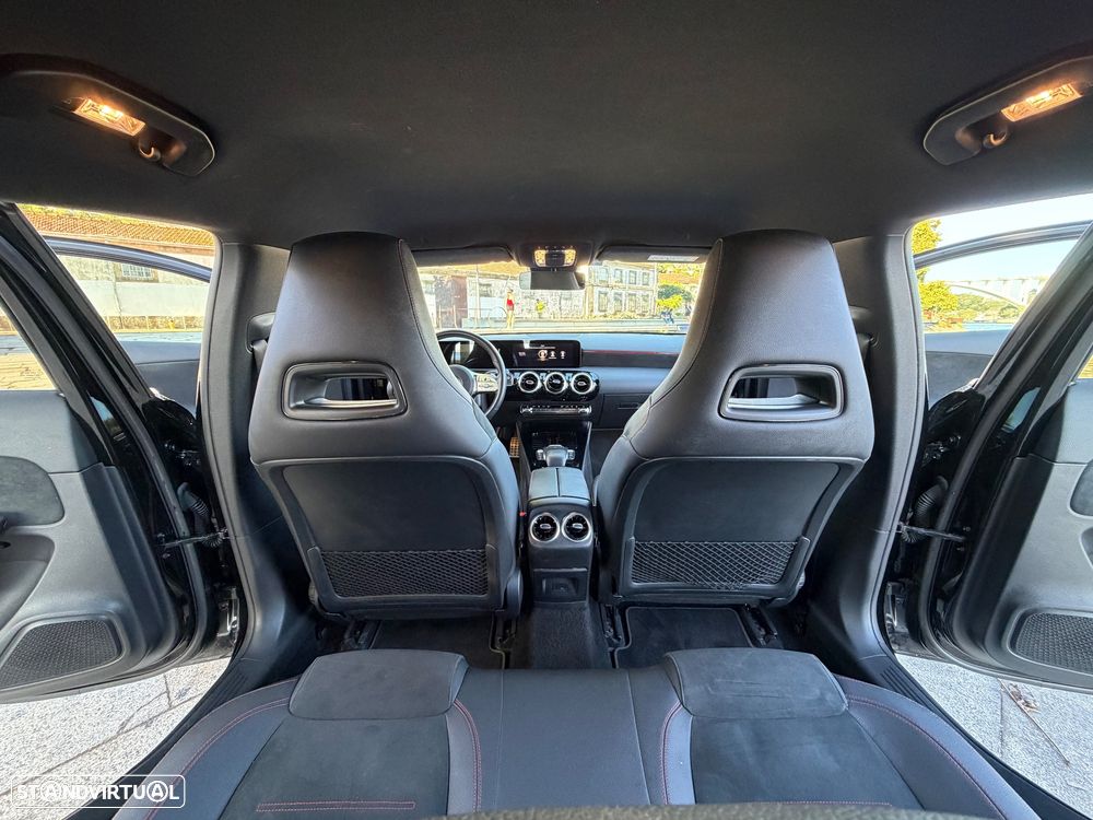 Mercedes-Benz A 250 e AMG Line — fotografia 14