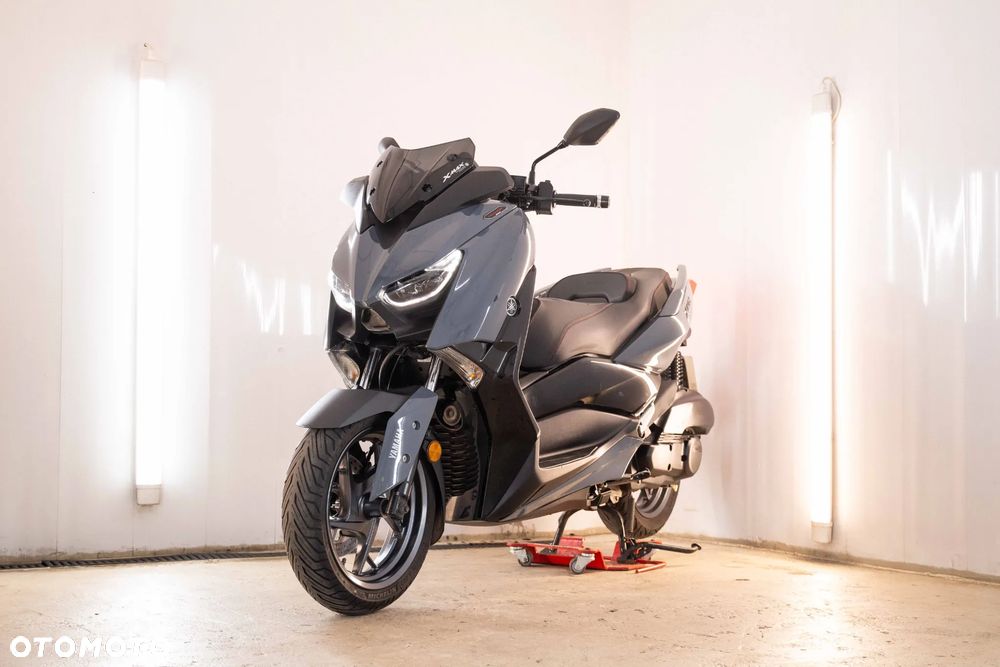 Yamaha X-max - 1