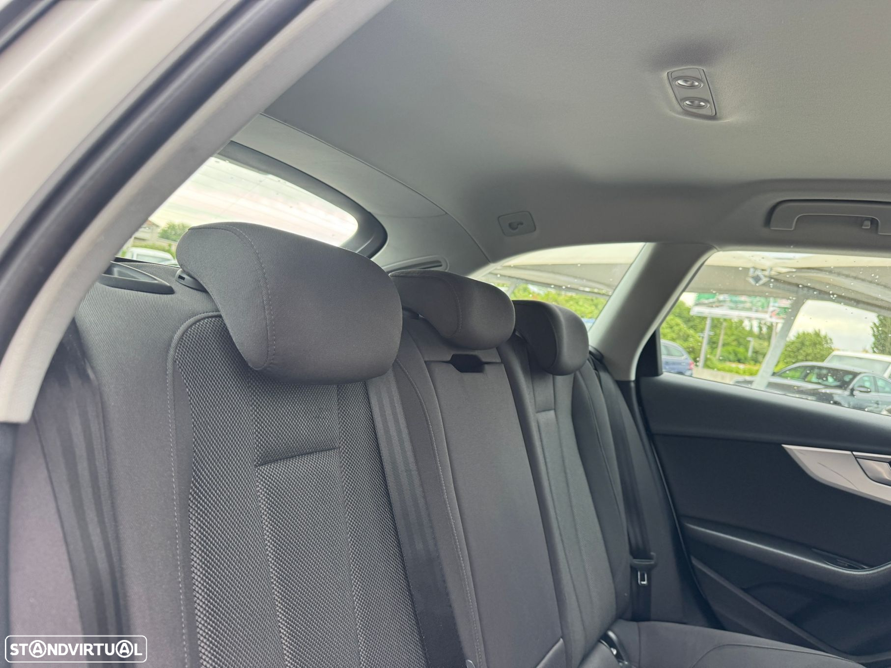 Audi A4 Avant 2.0 TDI - 15