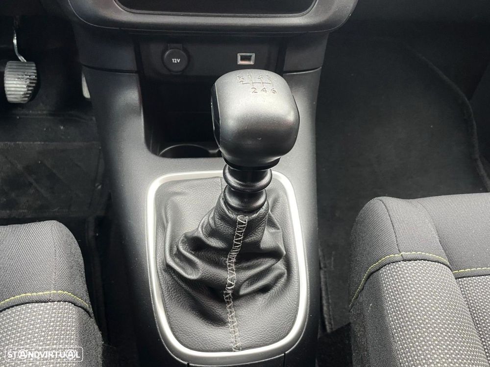 Citroën C3 1.2 PureTech Shine - 10