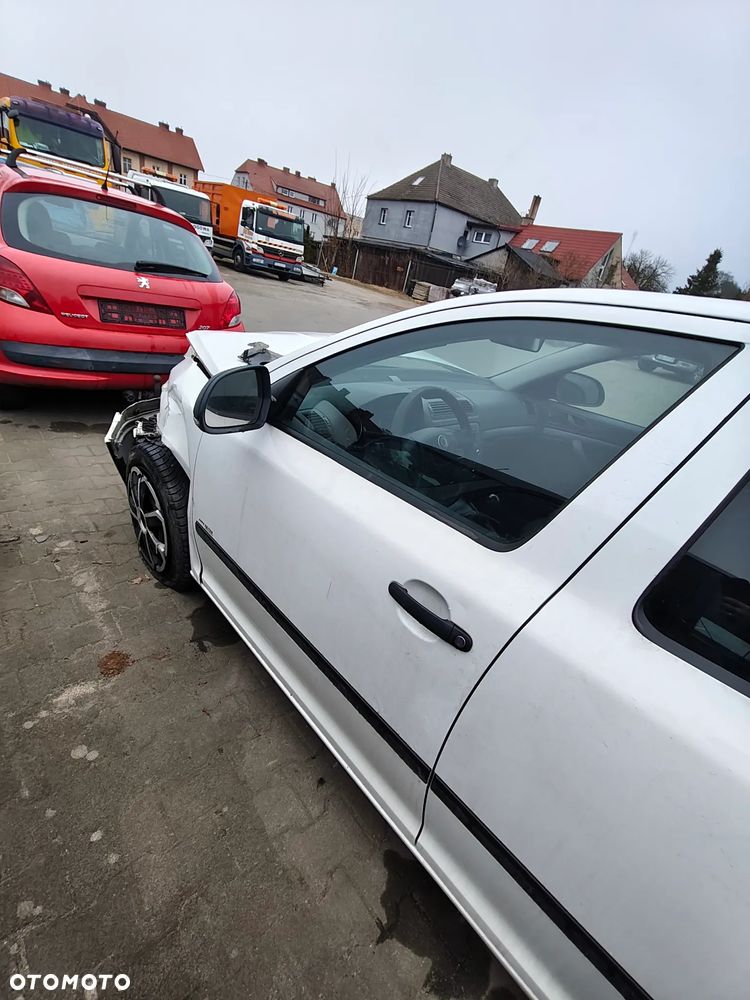 Skoda Octavia 2 II lift 2012 1,6 P 2006 r. 2,0 D na części podsufitka drzwi szyby lusterko zamek lampa itp - 16