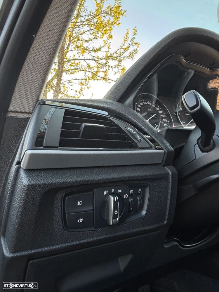 BMW 116 d Line Sport - 30