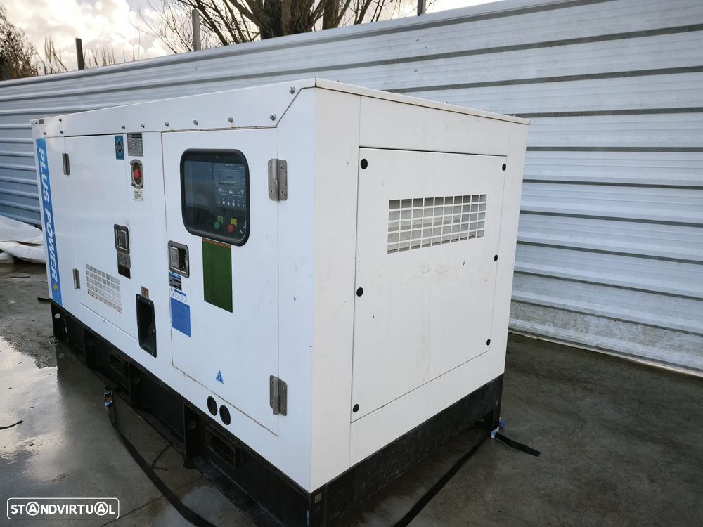 GERADOR TRIFASICO Plus Power GF2-100 80KW 100KVA - 6