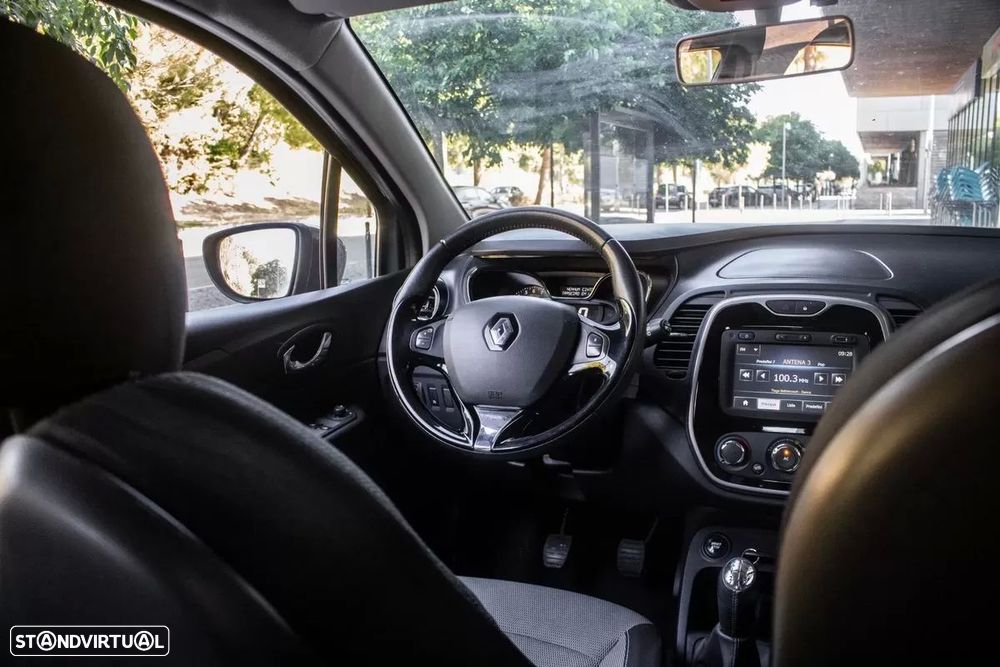 Renault Captur 0.9 TCE Exclusive - 27
