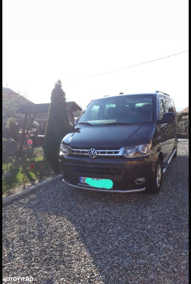 Volkswagen Caravelle - 1