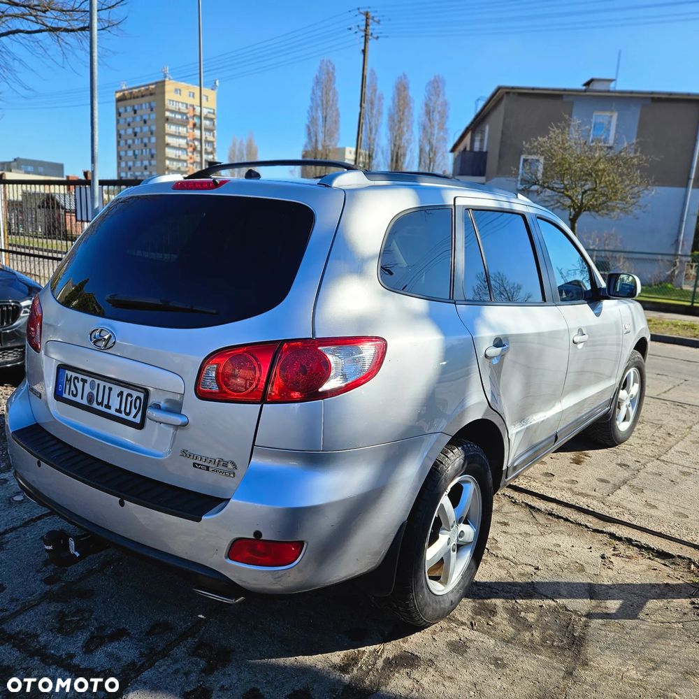 Hyundai Santa Fe - 11