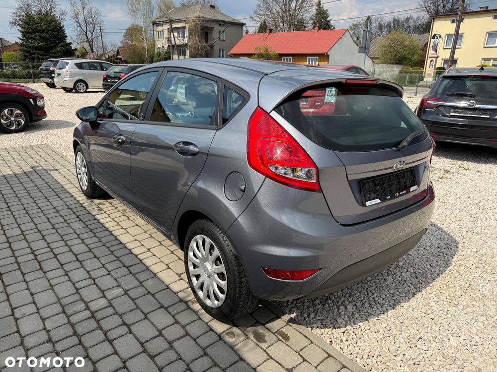 Ford Fiesta 1.25 Ghia - 6