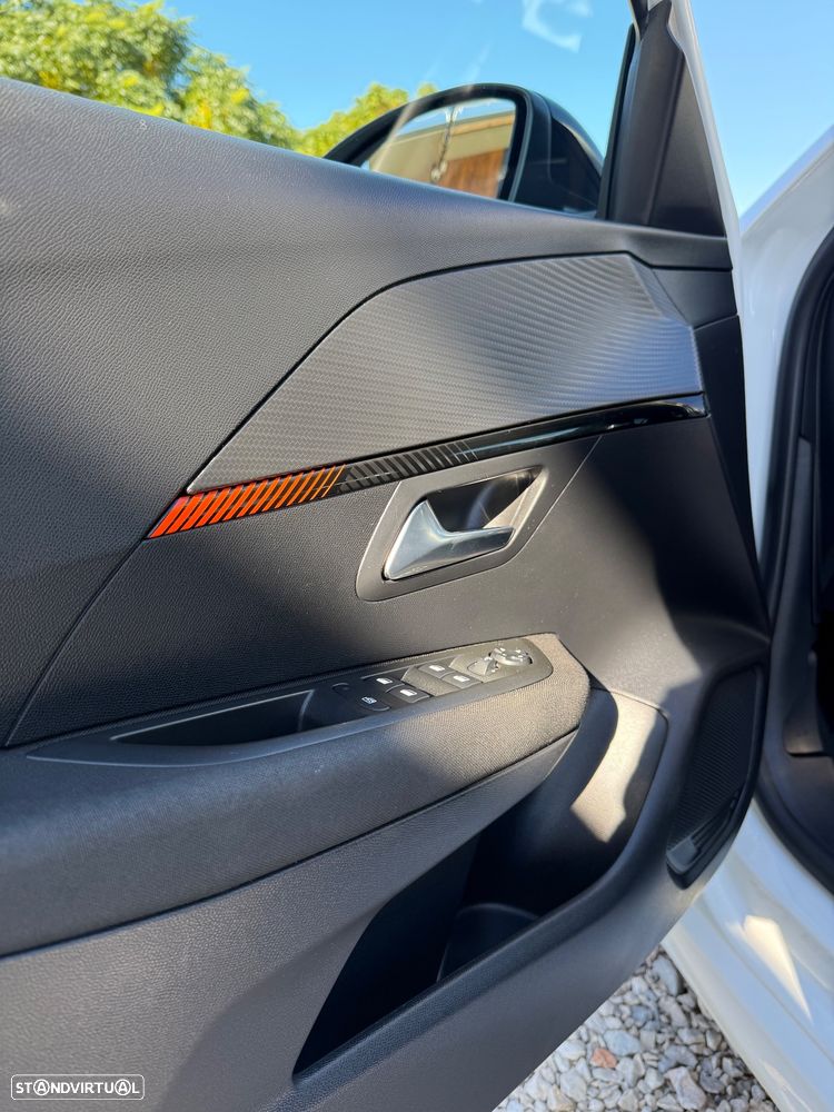 Peugeot 208 1.2 PureTech Active Pack - 8