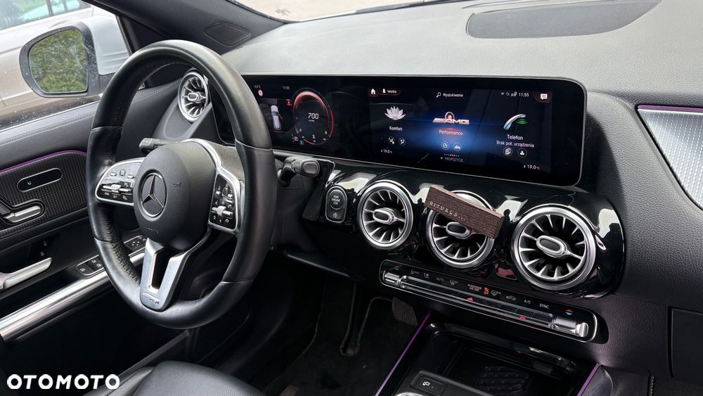 Mercedes-Benz GLA 250 4Matic 8G-DCT AMG Line - 32