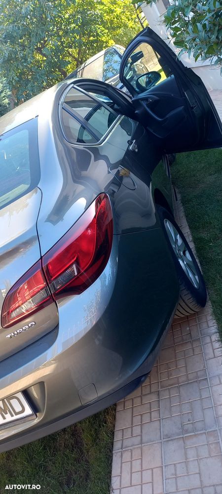 Opel Astra - 4