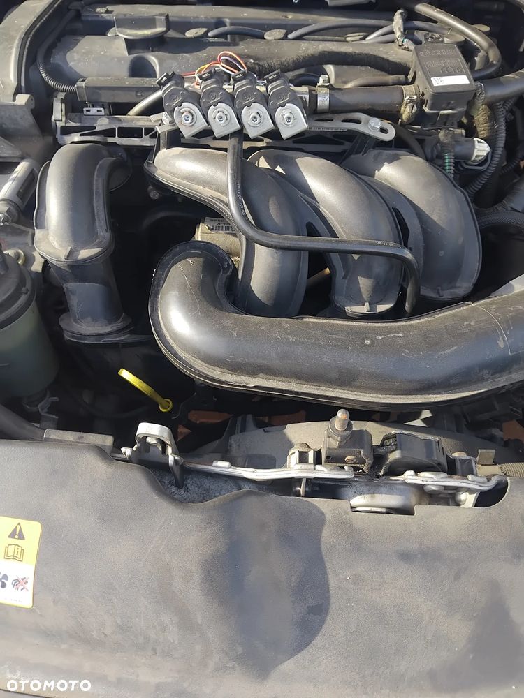 Ford Focus 1.6 Ambiente - 15