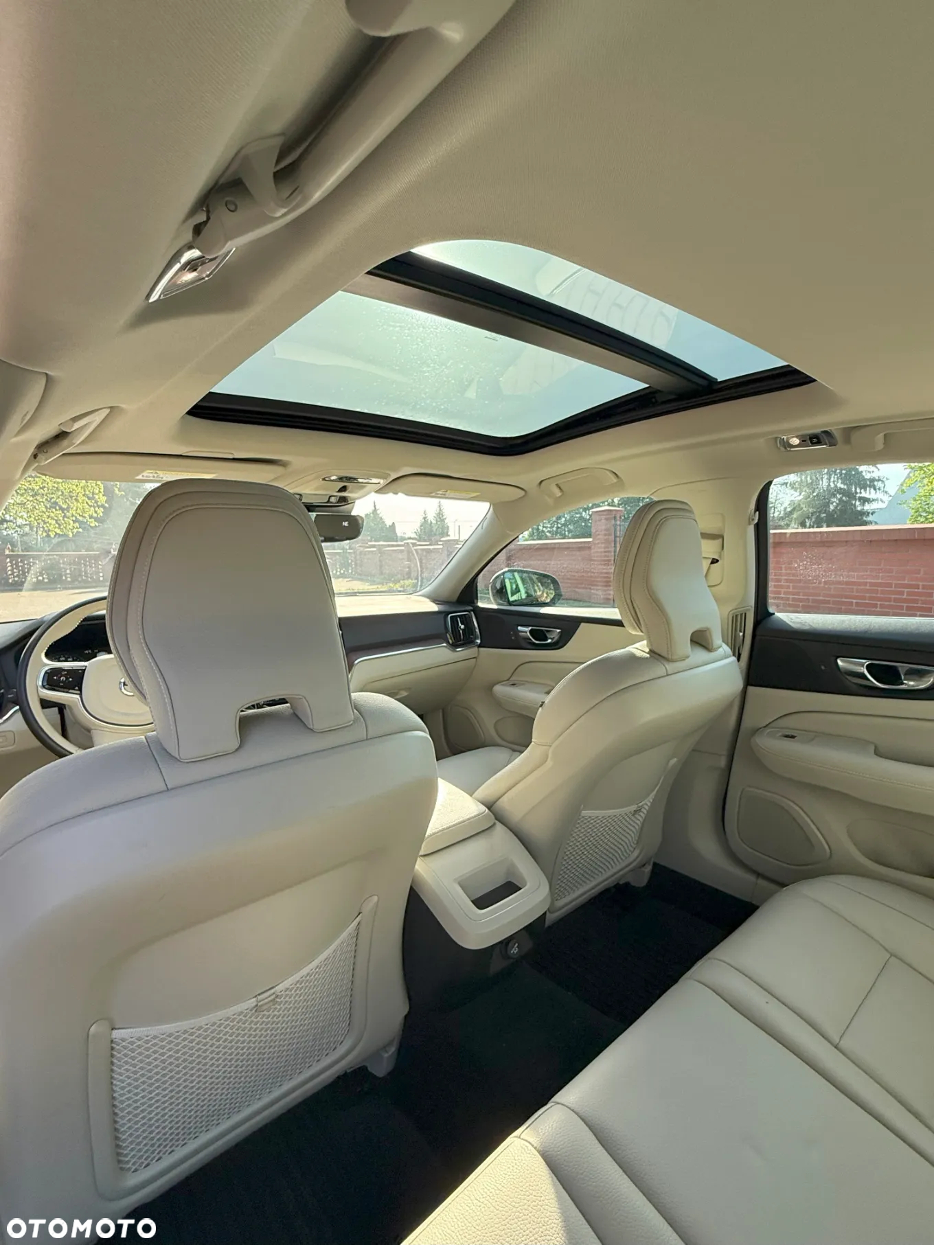 Volvo S60 T5 Momentum Pro - 12