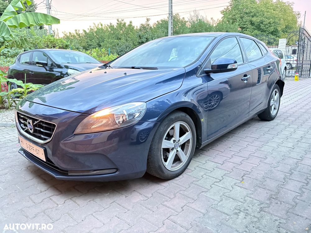 Volvo V40 D2 ECO Momentum - 24