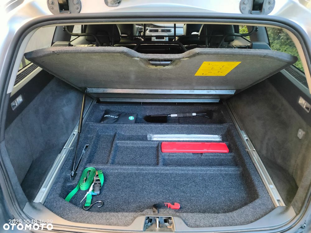 Volvo XC 70 D3 Momentum - 17