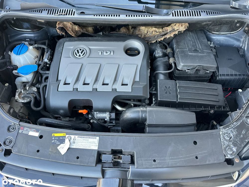 Volkswagen Touran - 8