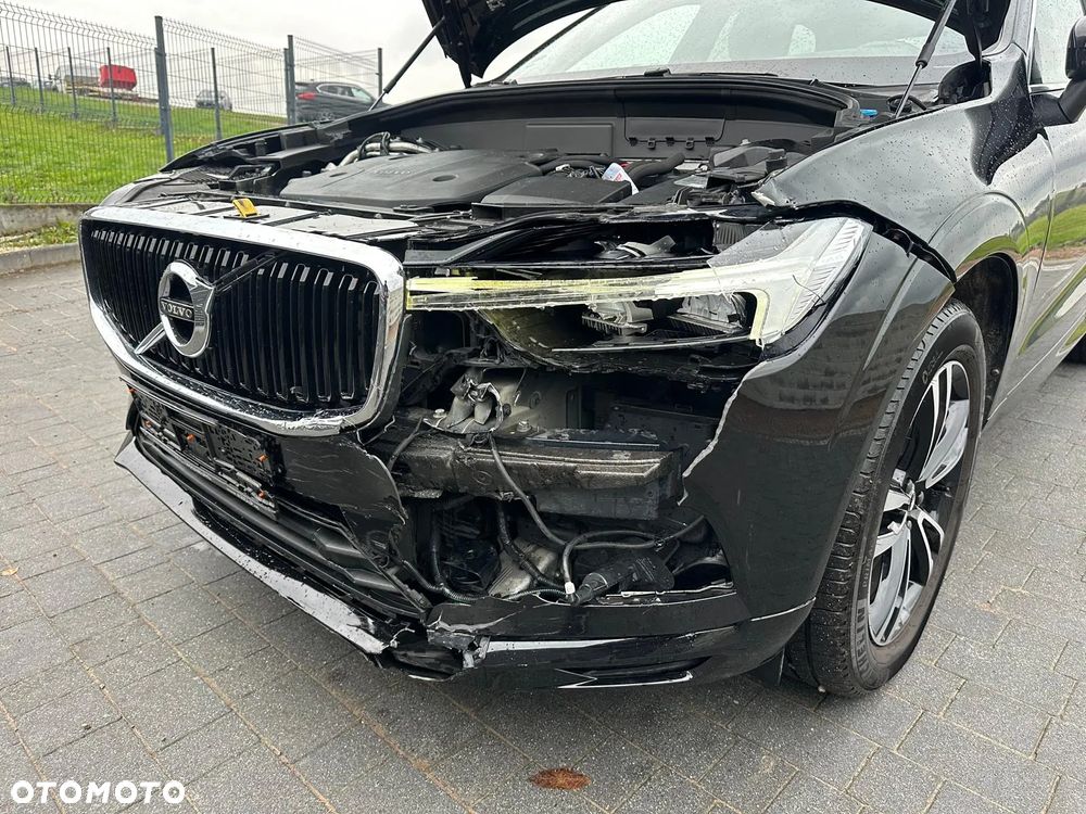 Volvo XC 60 B4 D AWD Geartronic Momentum - 9