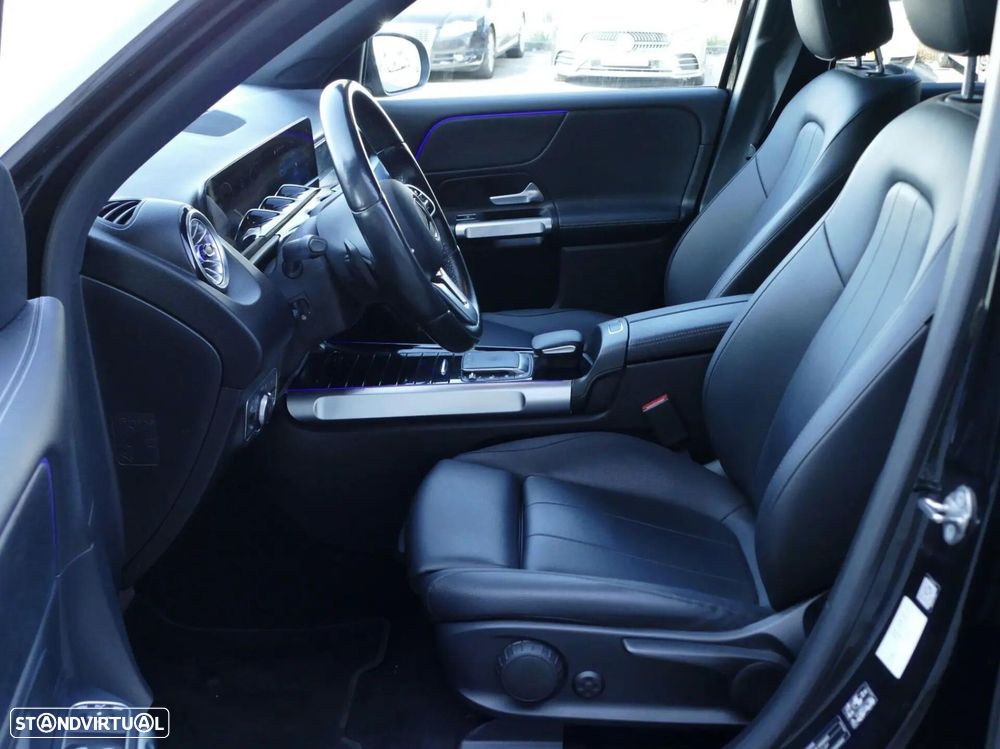 Mercedes-Benz EQB 300 4Matic - 32