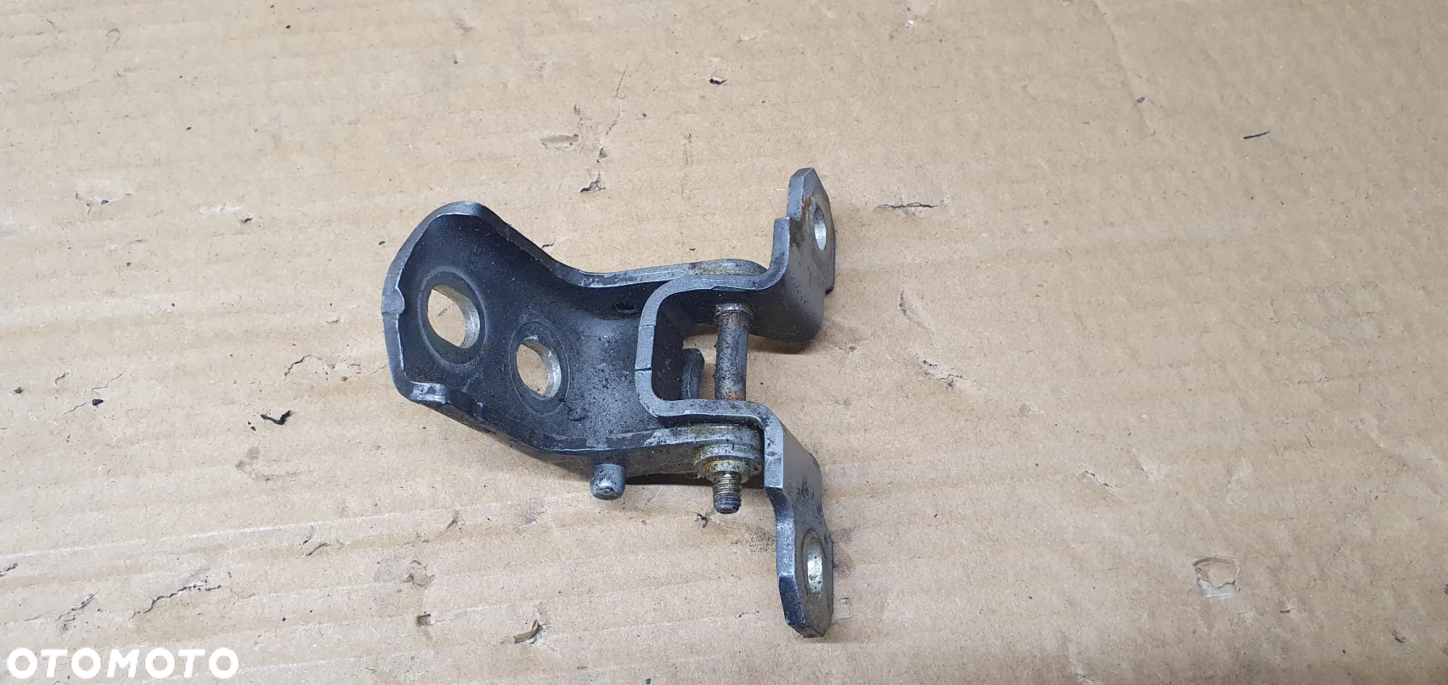 Zawias zawiasy drzwi lewy przód para Renault Laguna III - 2