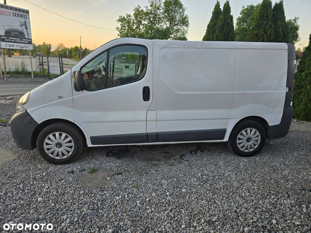 Renault TRAFIC - 4