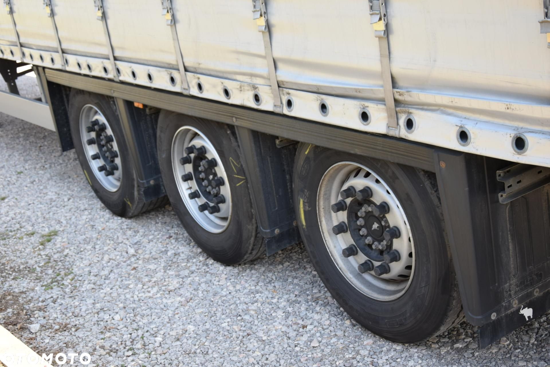 Schmitz Cargobull SCS24/L Varios - 10