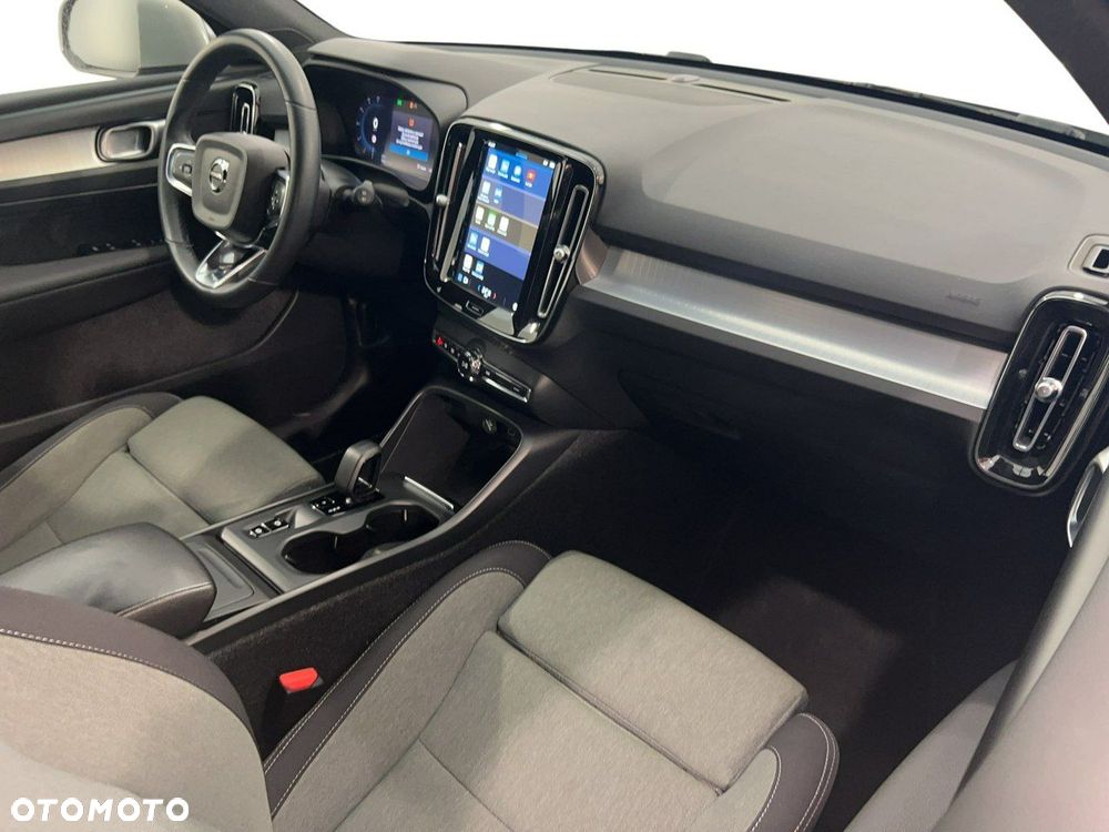 Volvo XC 40 B3 Core - 14