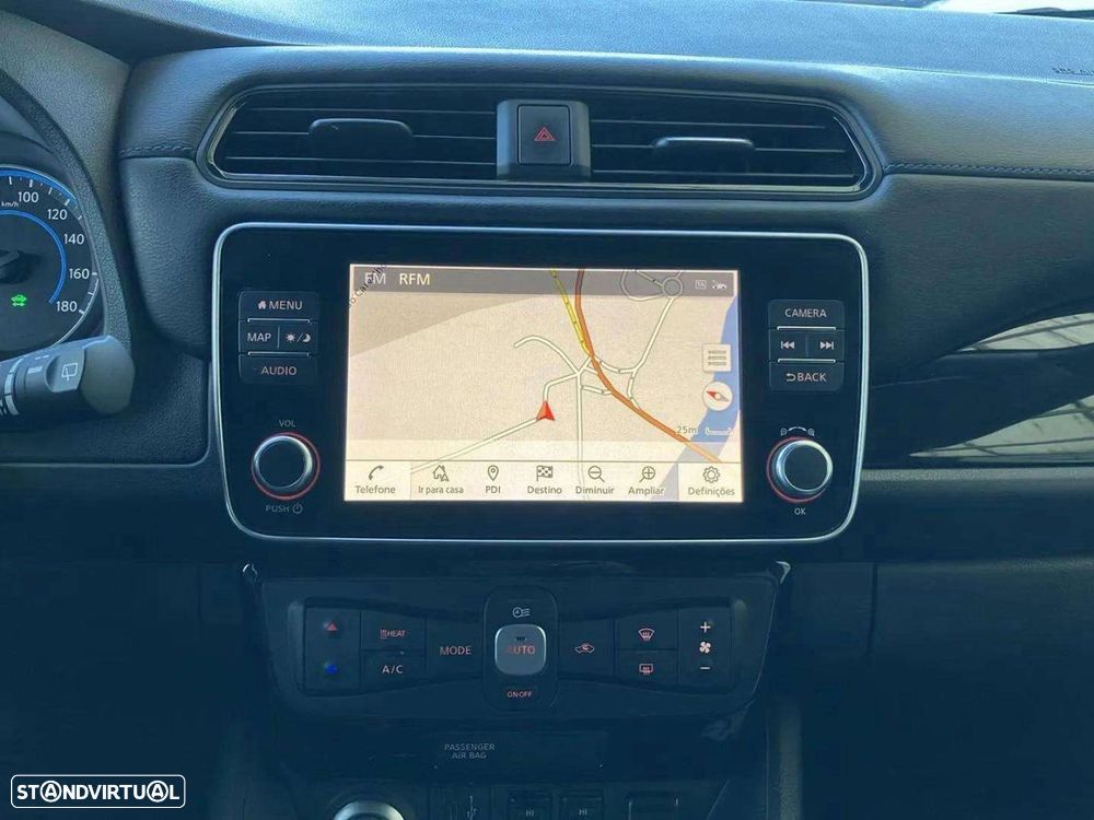 Nissan Leaf Acenta - 11