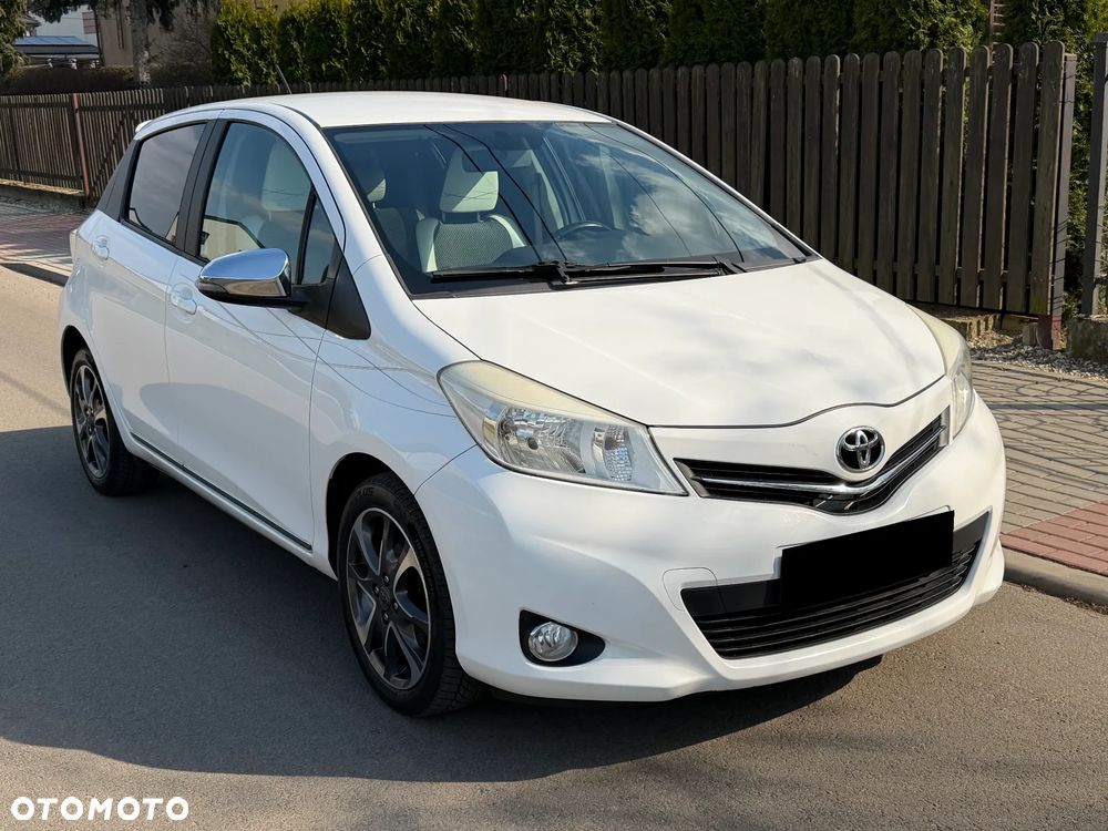 Toyota Yaris 1.33 VVT-i Executive - 2