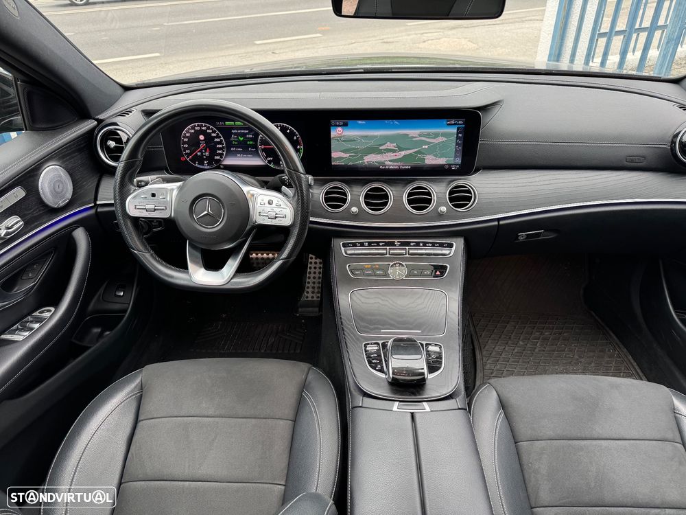Mercedes-Benz E 300 de AMG Line - 16