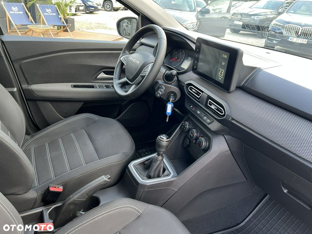 Dacia Sandero - 11