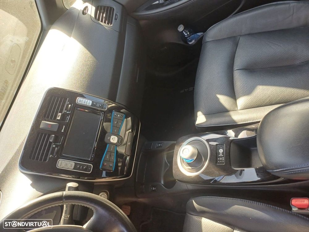 Peças Nissan Leaf (ZE0) Electric 2016 - 9