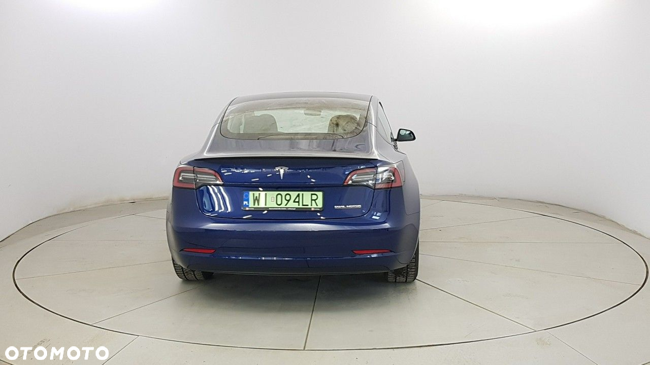 Tesla Model 3 - 6