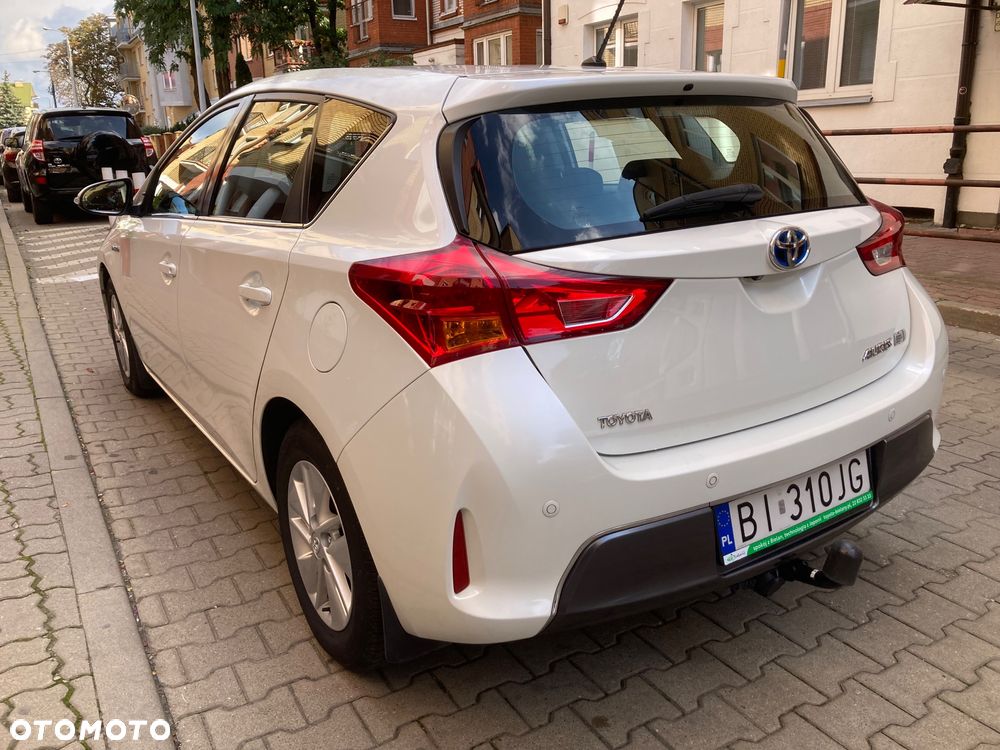 Toyota Auris 1.8 HSD Luna - 4