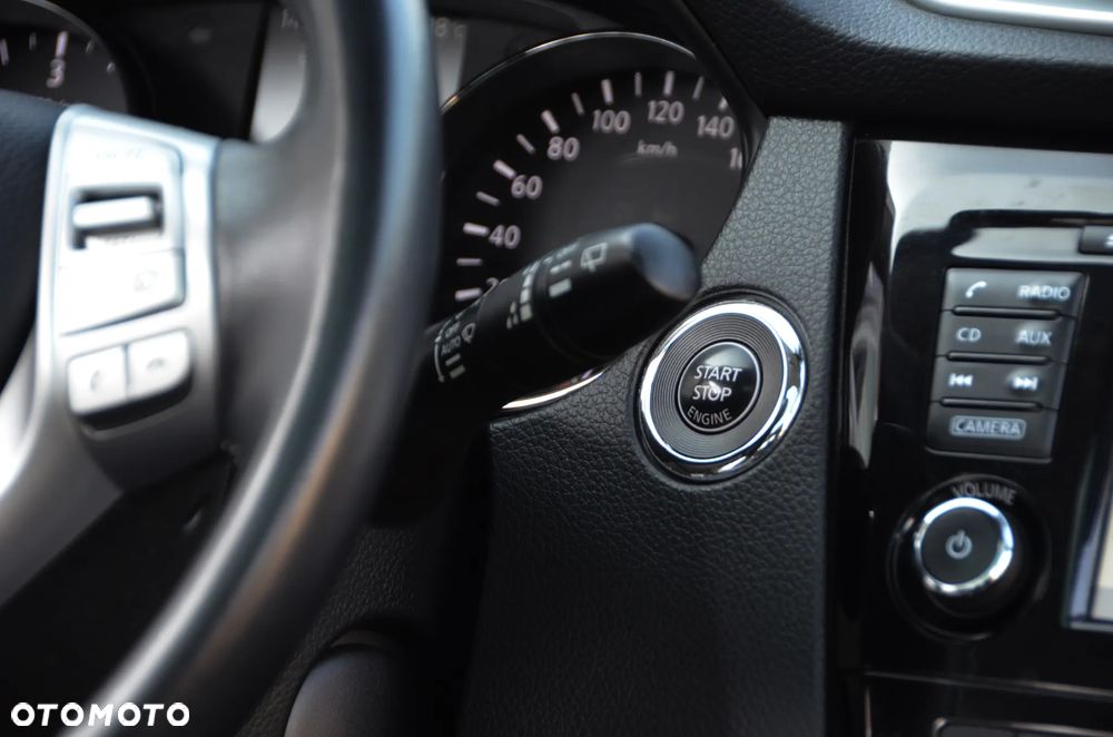 Nissan Qashqai 1.6 DCi 4x4 Tekna+ - 36