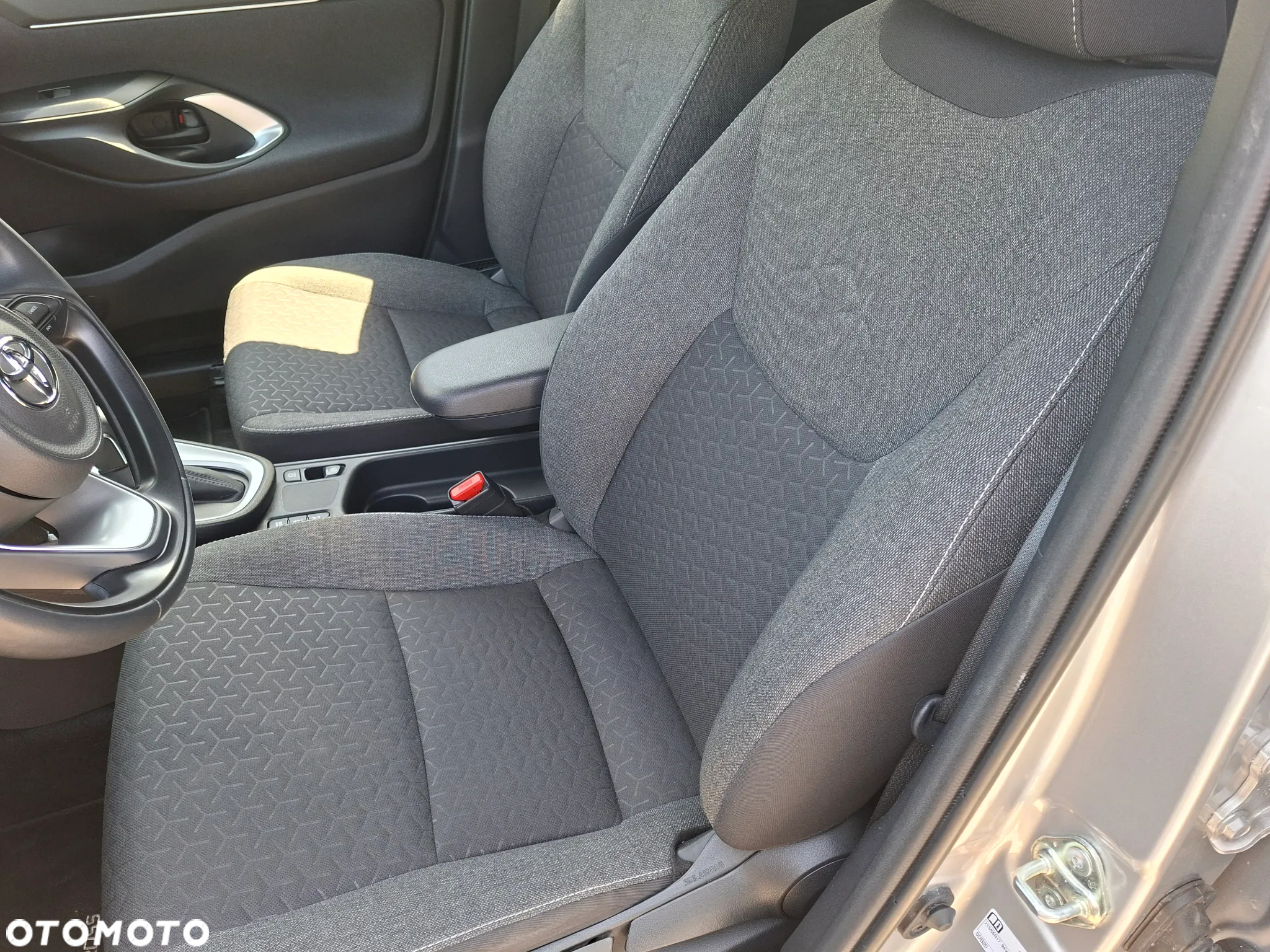 Toyota Yaris Cross 1.5 Comfort CVT - 9