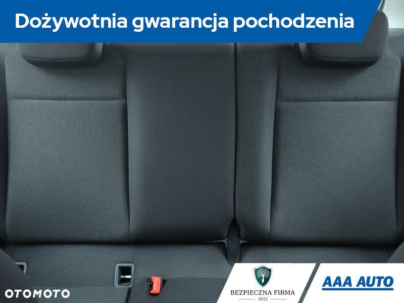 Volkswagen up! - 12