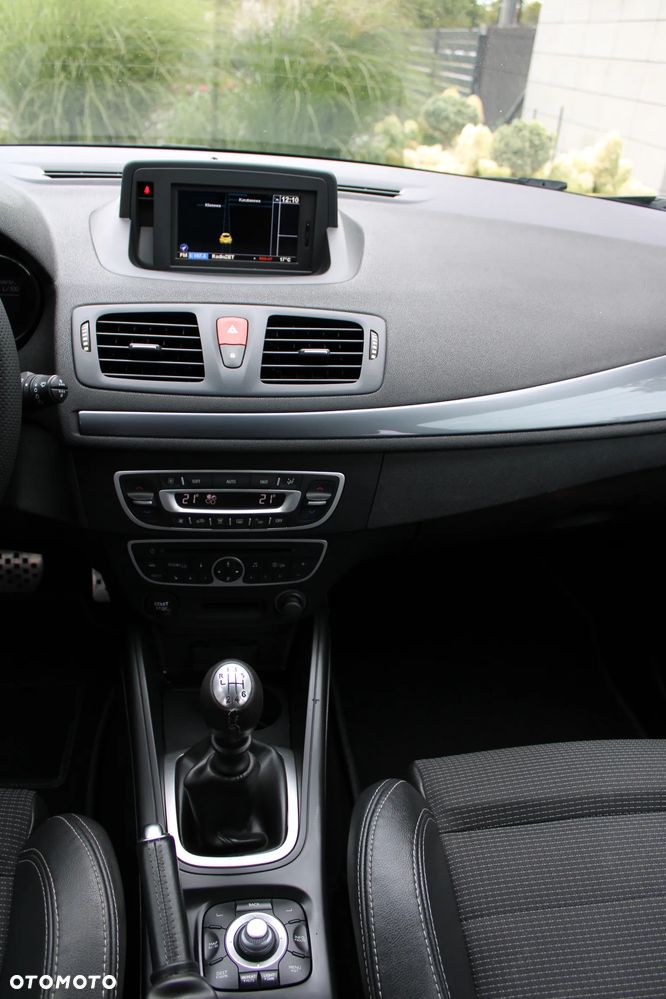 Renault Megane TCe 180 GT - 31