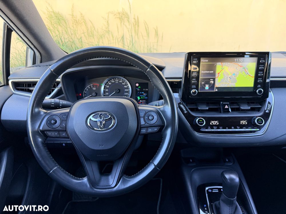 Toyota Corolla 1.8 Business Edition - 8