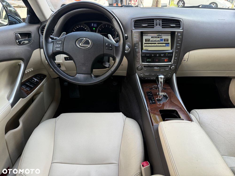 Lexus IS 250 Luxury Line - 14