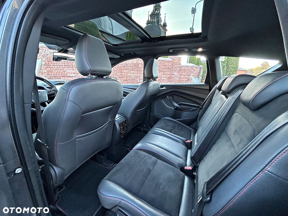 Ford Kuga 2.0 TDCi 4x4 ST-Line - 18