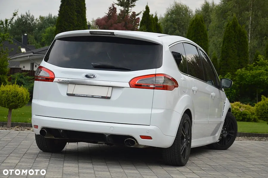 Ford S-Max - 13