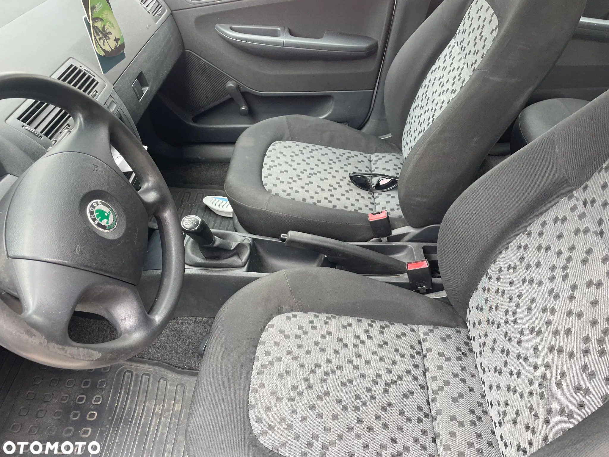 Skoda Fabia - 3