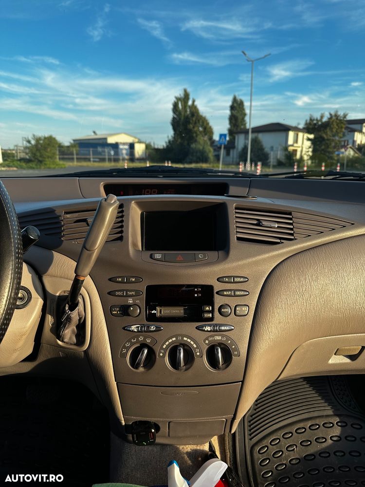 Toyota Prius - 9