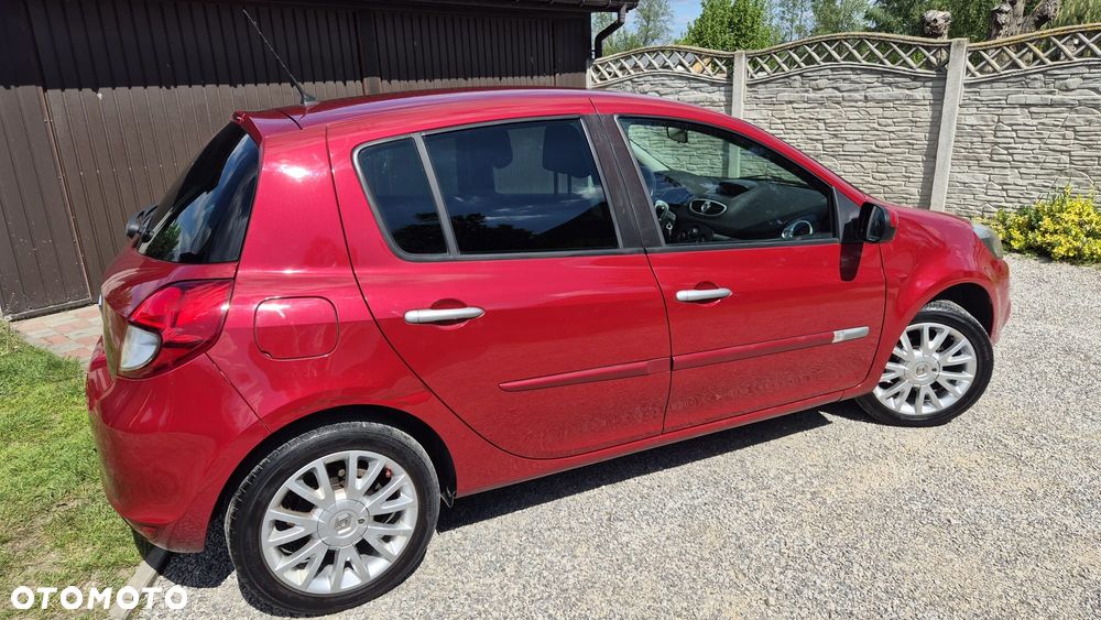 Renault Clio - 4