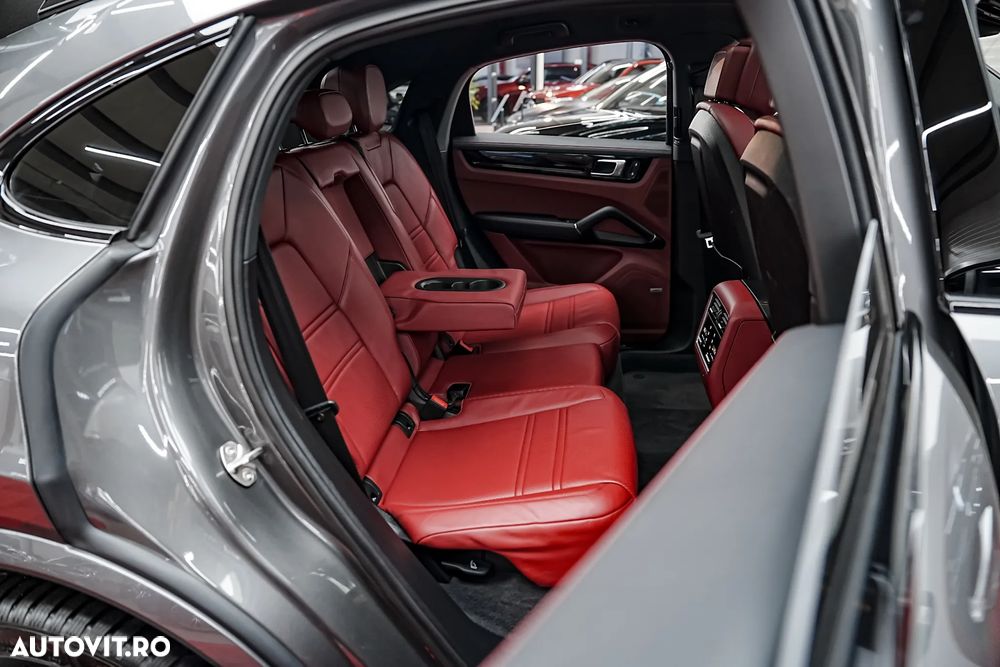 Porsche Cayenne Coupe E-Hybrid Tiptronic S Platinum Edition - 12